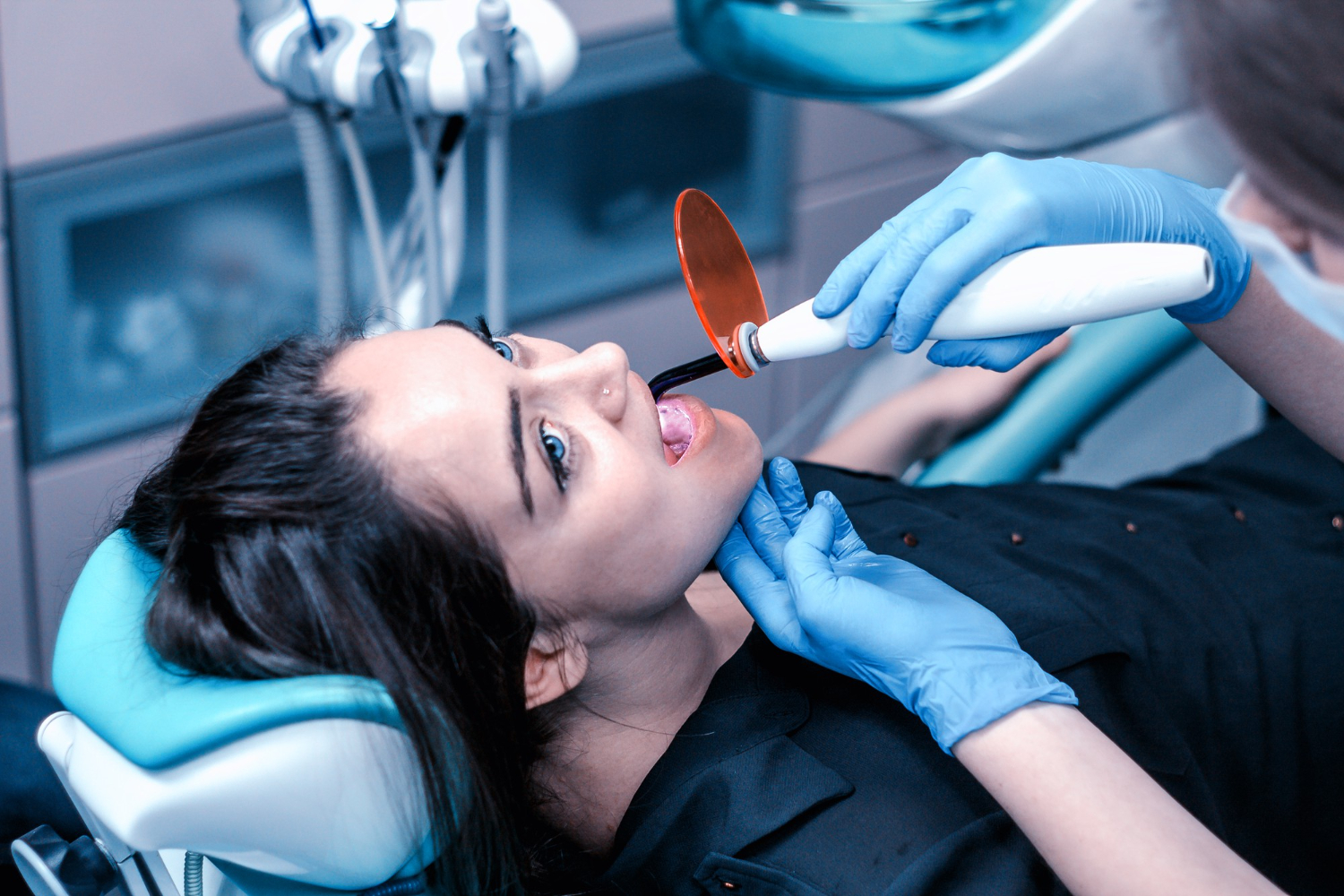 Установка пломбы – эффективный способ восстановления здоровья и формы зуба